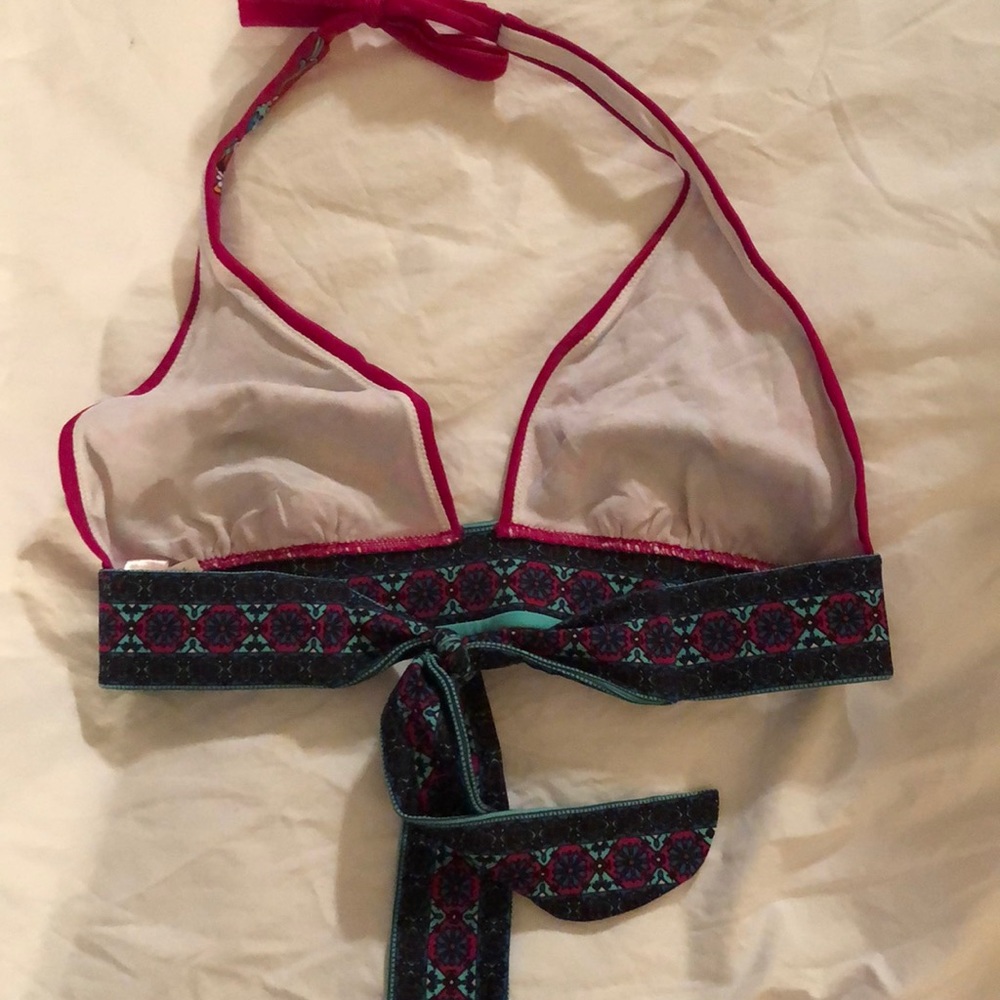 Bikini - Picture 6 of 7